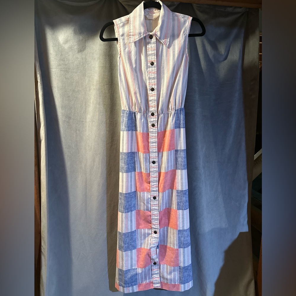 Miss Elaine Vintage Red and Blue Striped dress, HAS A POCKET!
